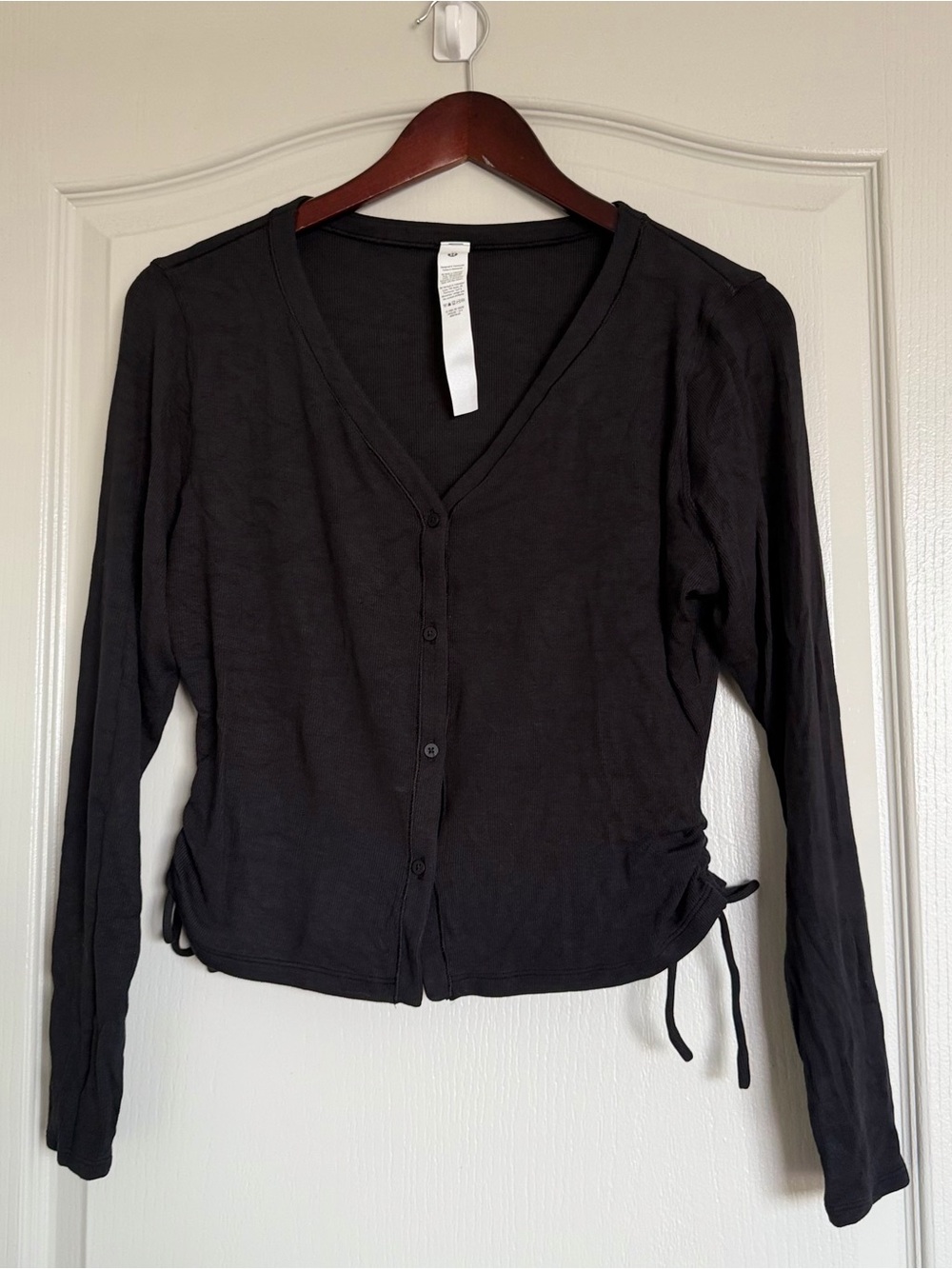 Side-Cinch
Ribbed Cardigan